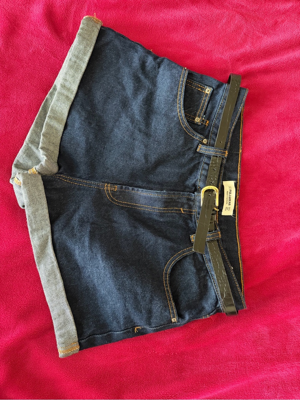 Pull&Bear Dark Blue Denim Roll-Cuff Shorts with Black Belt